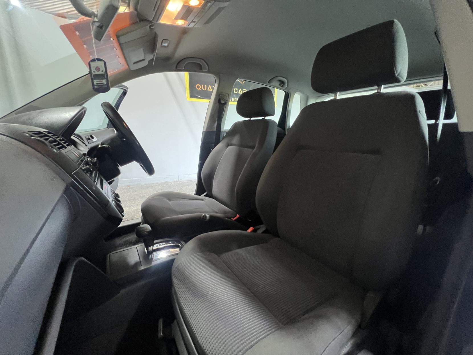 Volkswagen Polo 1.4 SE Hatchback 5dr Petrol Automatic (182 g/km, 75 bhp)