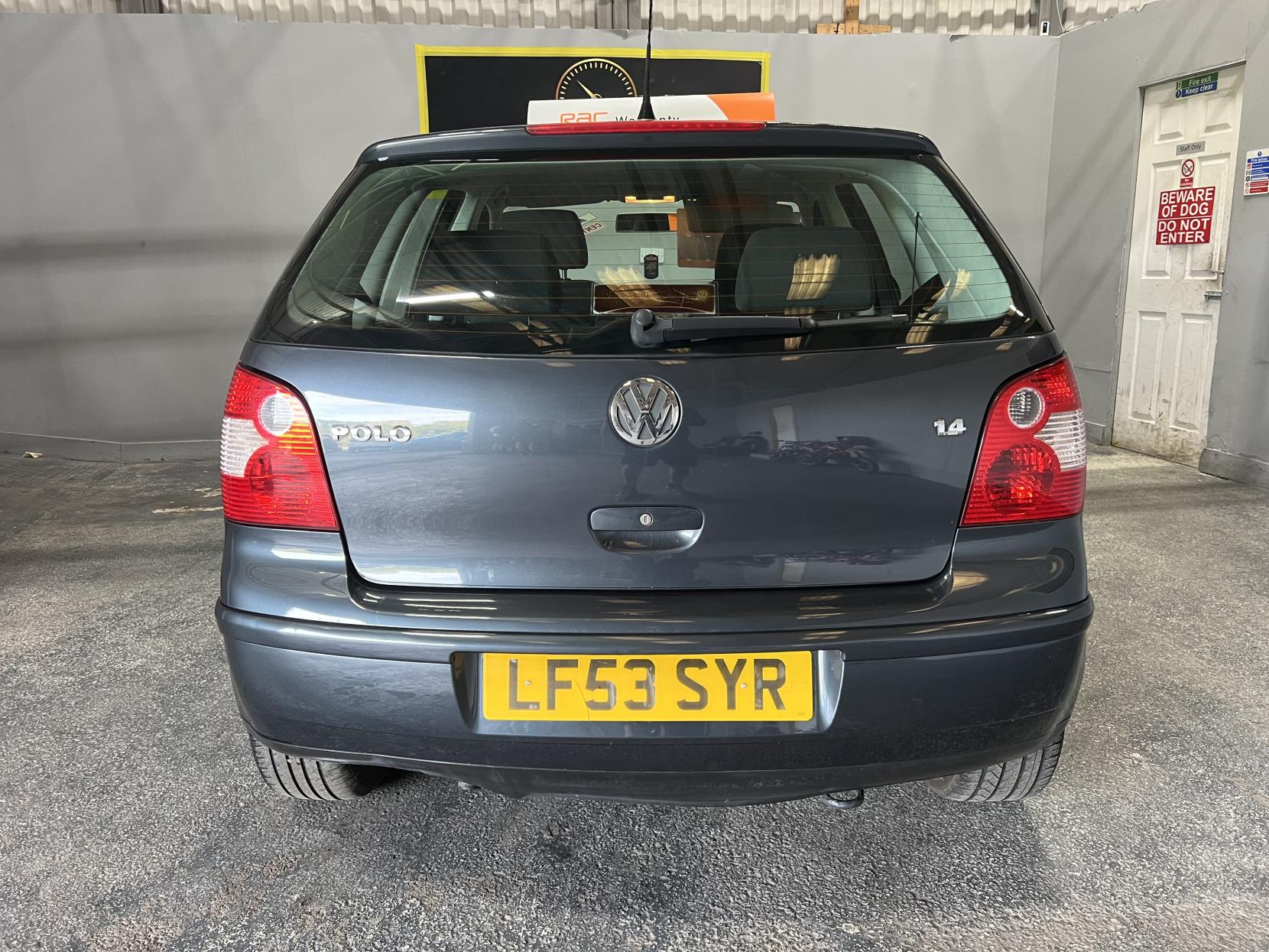 Volkswagen Polo 1.4 SE Hatchback 5dr Petrol Automatic (182 g/km, 75 bhp)