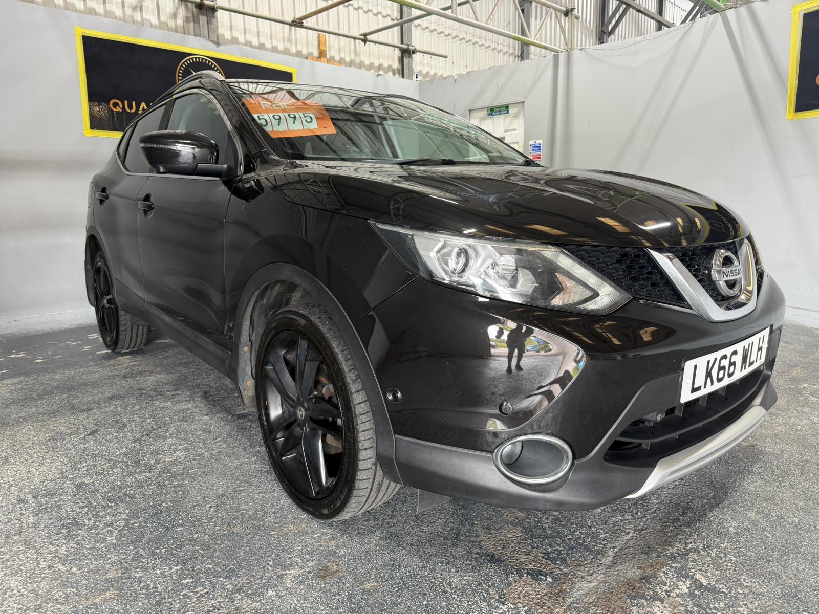 Nissan Qashqai 1.5 dCi Black Edition SUV 5dr Diesel Manual 2WD Euro 6 (s/s) (110 ps)