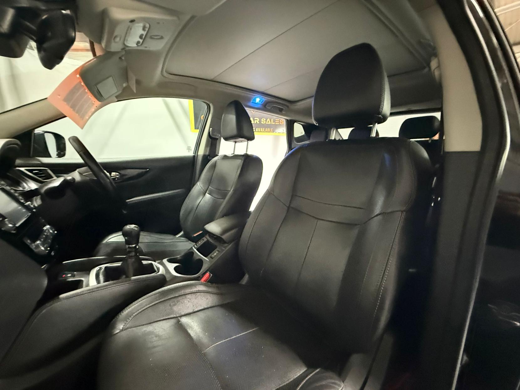 Nissan Qashqai 1.5 dCi Black Edition SUV 5dr Diesel Manual 2WD Euro 6 (s/s) (110 ps)