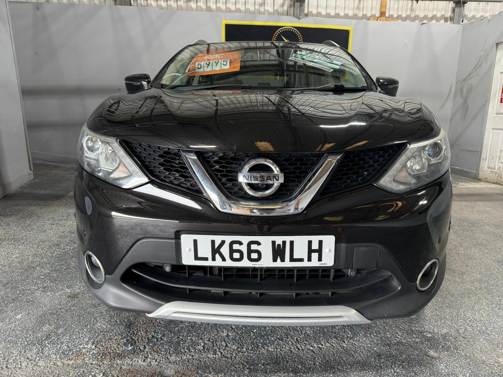 Nissan Qashqai 1.5 dCi Black Edition SUV 5dr Diesel Manual 2WD Euro 6 (s/s) (110 ps)