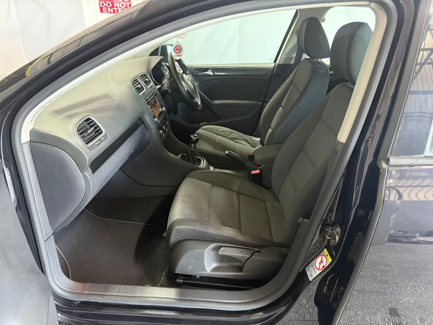Volkswagen Golf 1.6 TDI BlueMotion Tech Match Hatchback 5dr Diesel Manual Euro 5 (s/s) (105 ps)