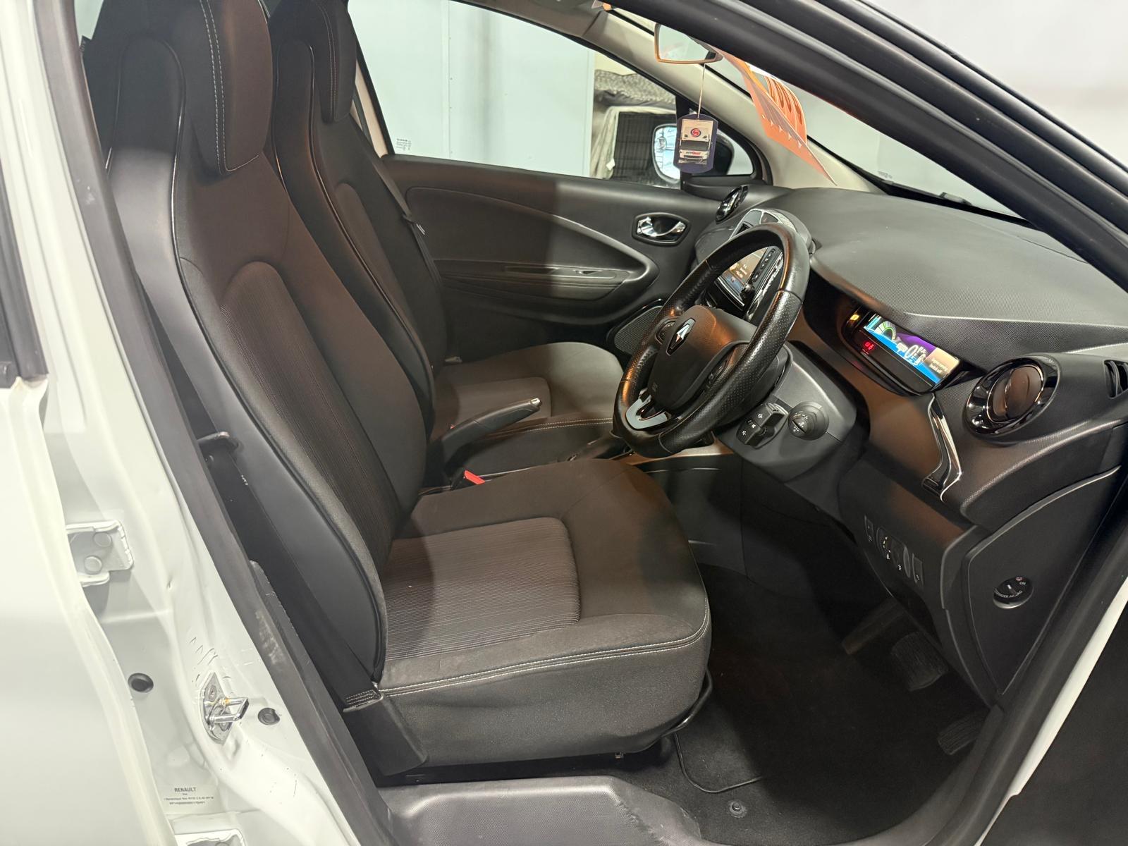Renault Zoe R110 41kWh Dynamique Nav Hatchback 5dr Electric Auto (i) (107 bhp)
