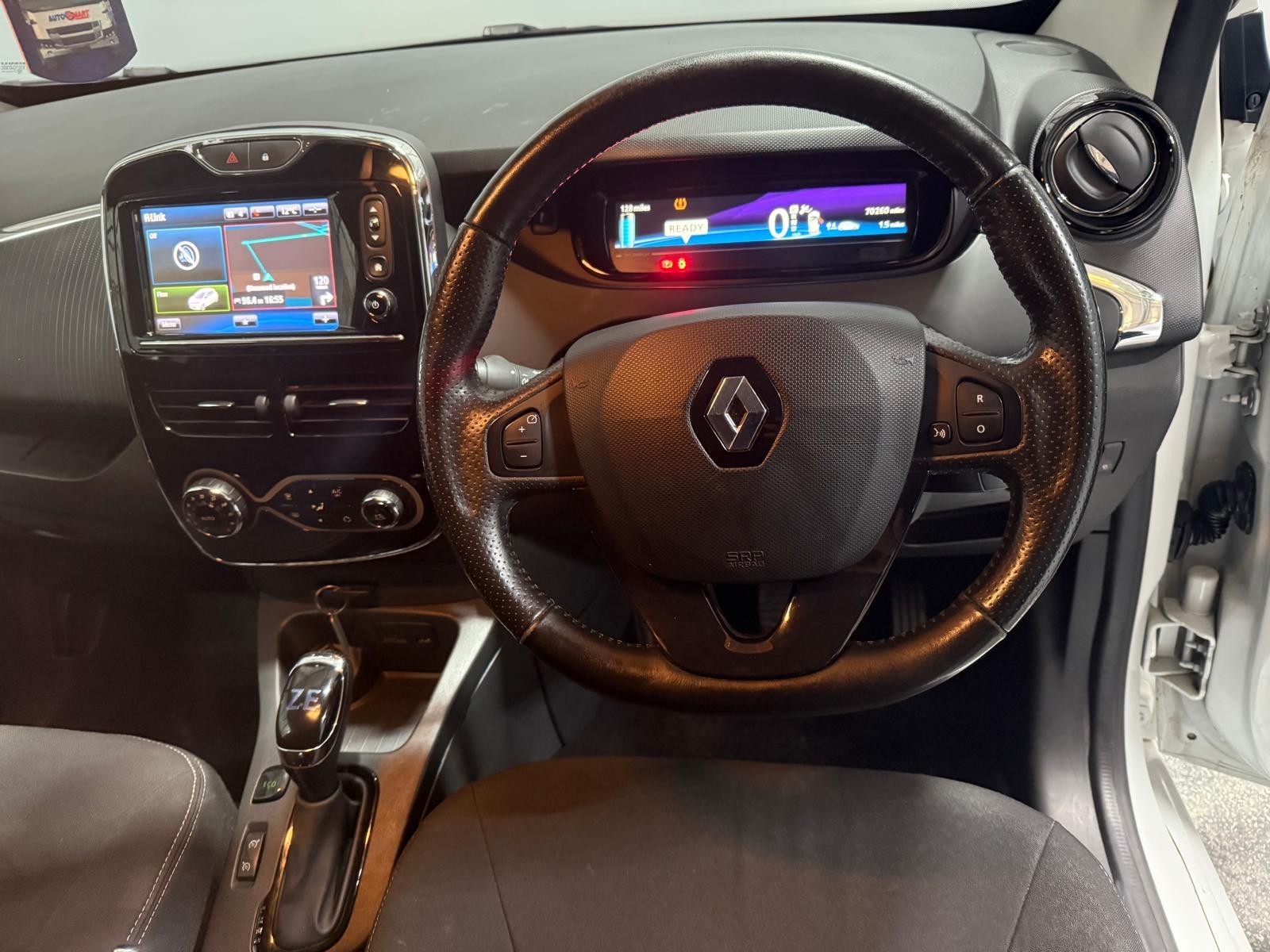 Renault Zoe R110 41kWh Dynamique Nav Hatchback 5dr Electric Auto (i) (107 bhp)