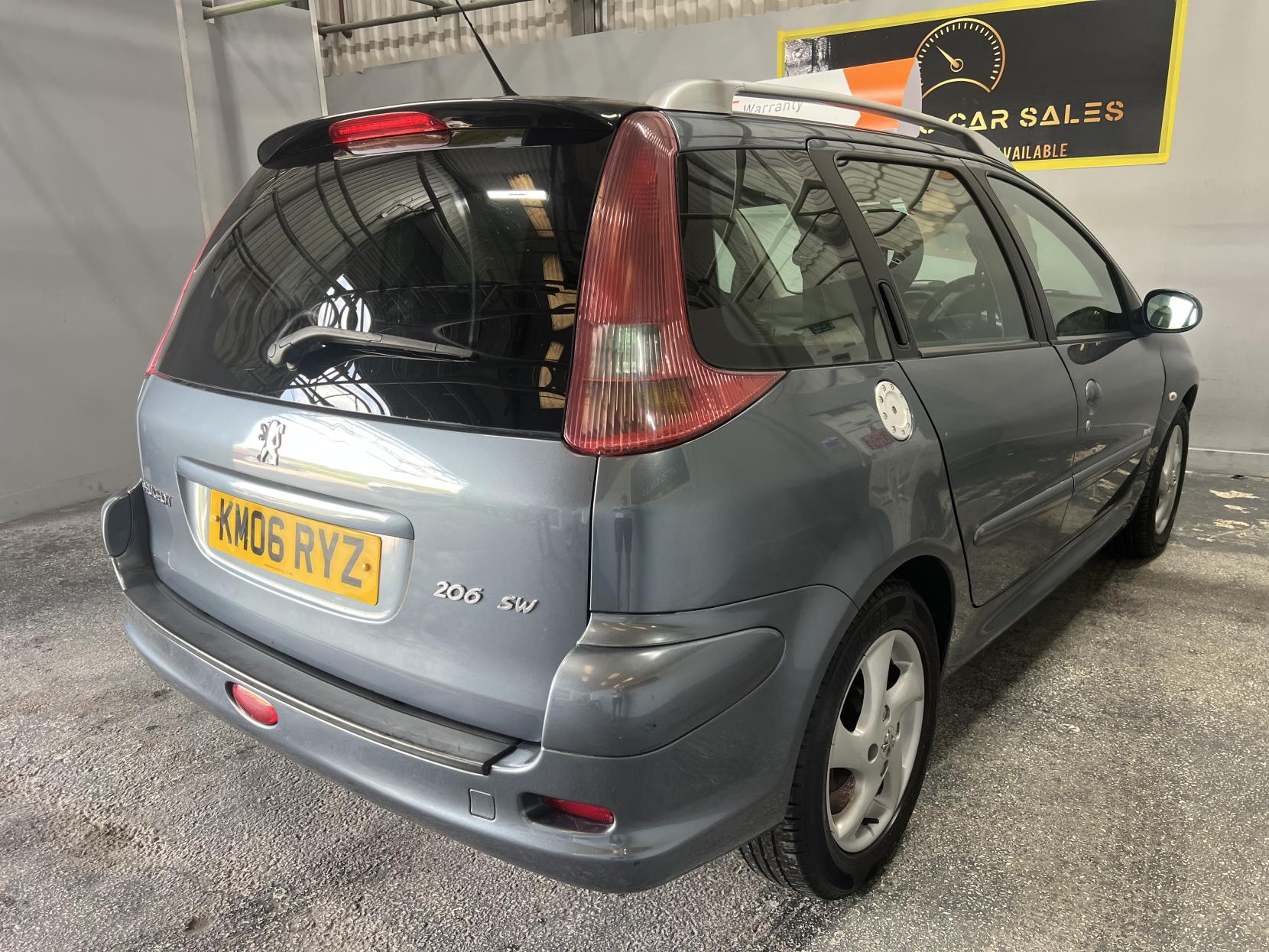 Peugeot 206 SW 1.6 HDi Verve Estate 5dr Diesel Manual (126 g/km, 110 bhp)