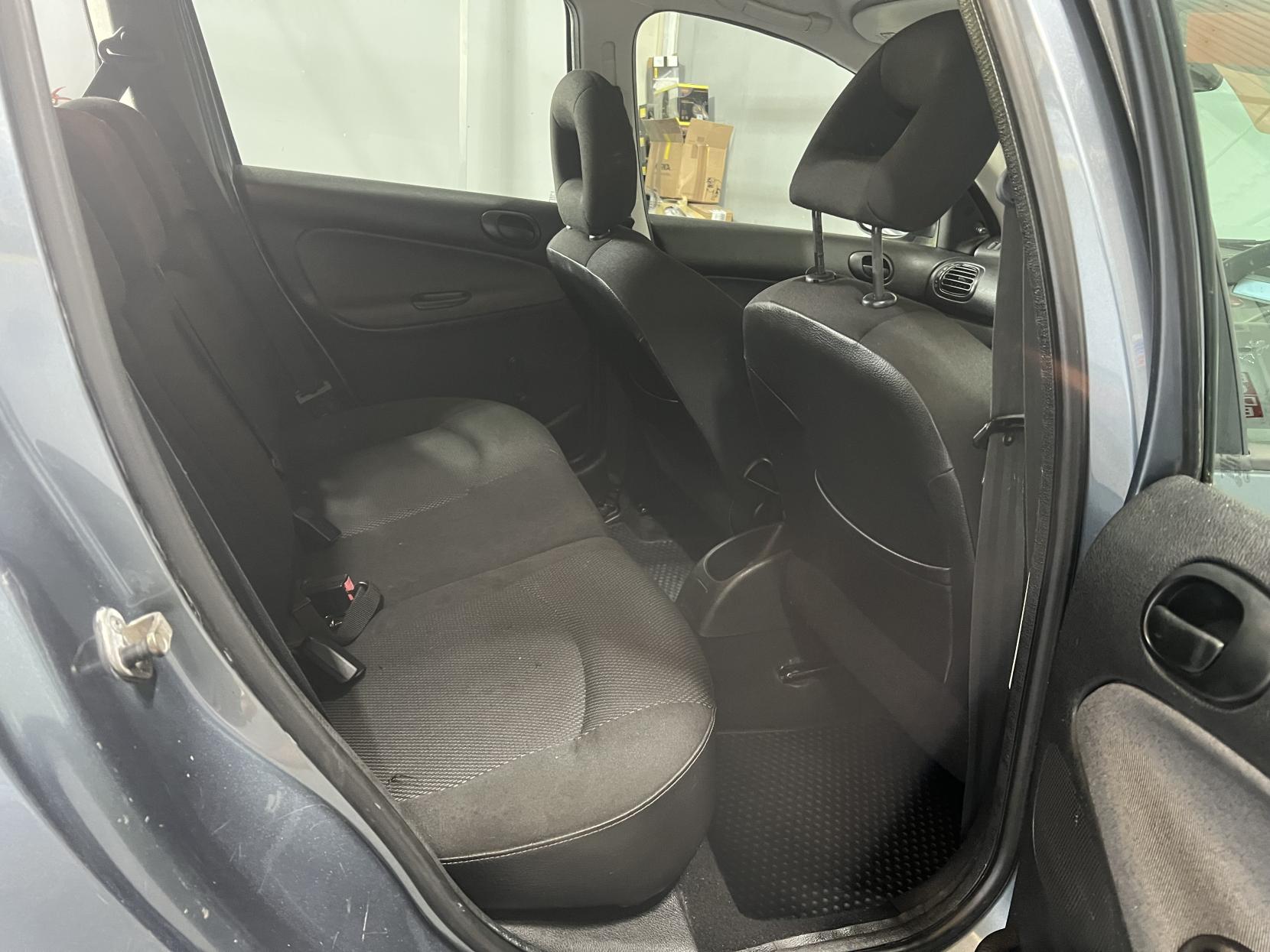Peugeot 206 SW 1.6 HDi Verve Estate 5dr Diesel Manual (126 g/km, 110 bhp)