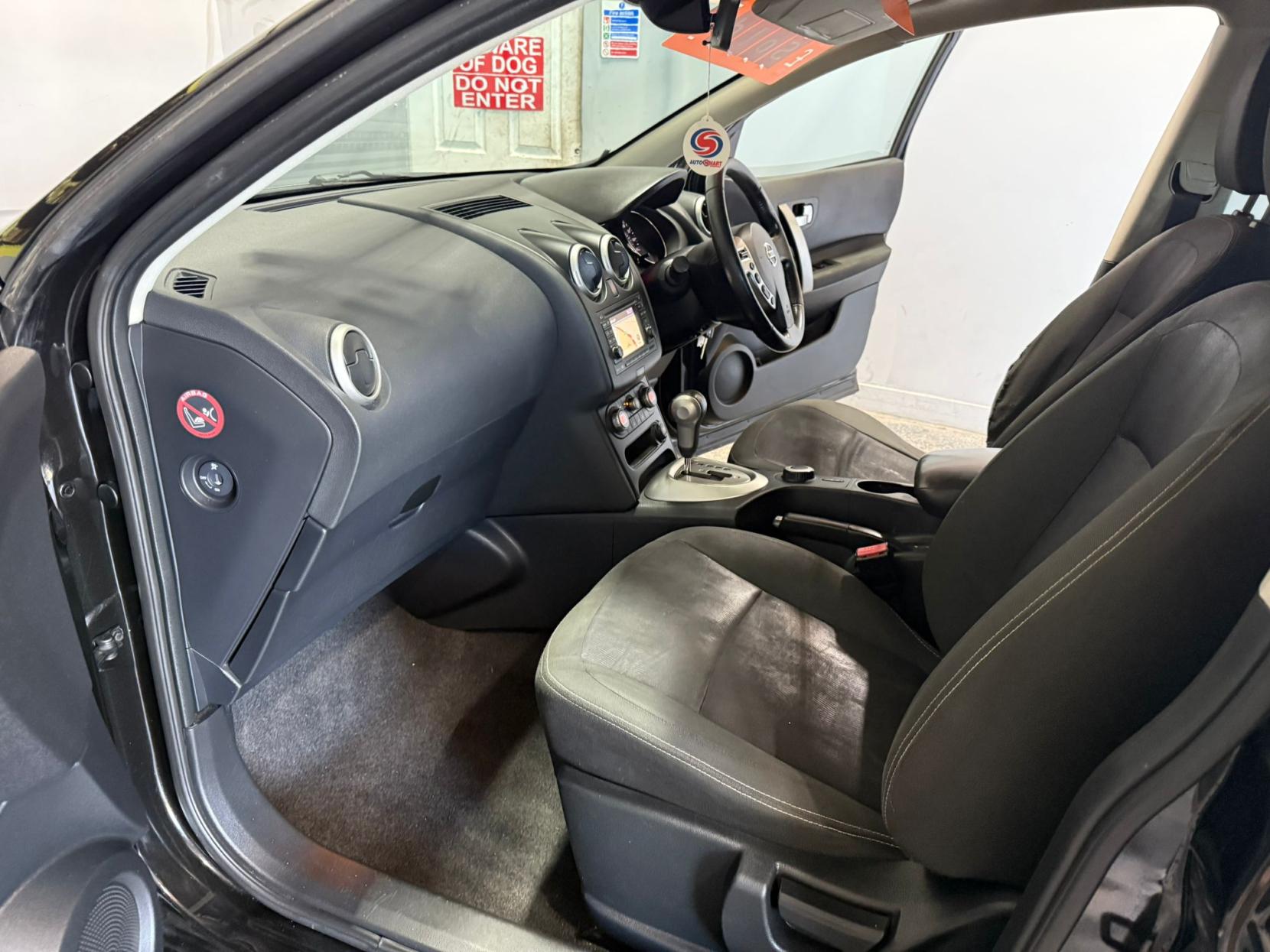 Nissan Qashqai+2 2.0 n-tec+ SUV 5dr Petrol CVT 4WD Euro 5 (140 ps)