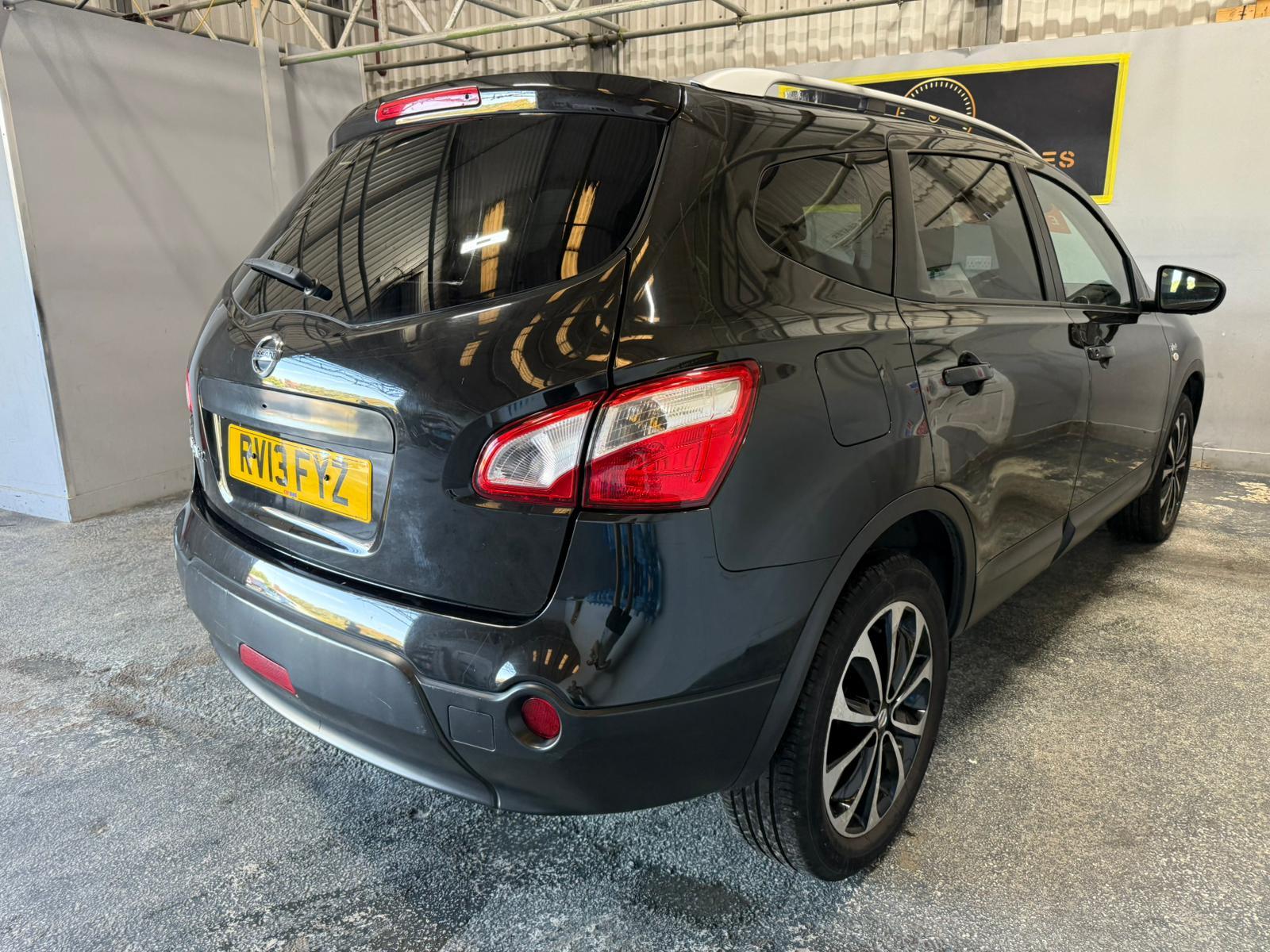 Nissan Qashqai+2 2.0 n-tec+ SUV 5dr Petrol CVT 4WD Euro 5 (140 ps)
