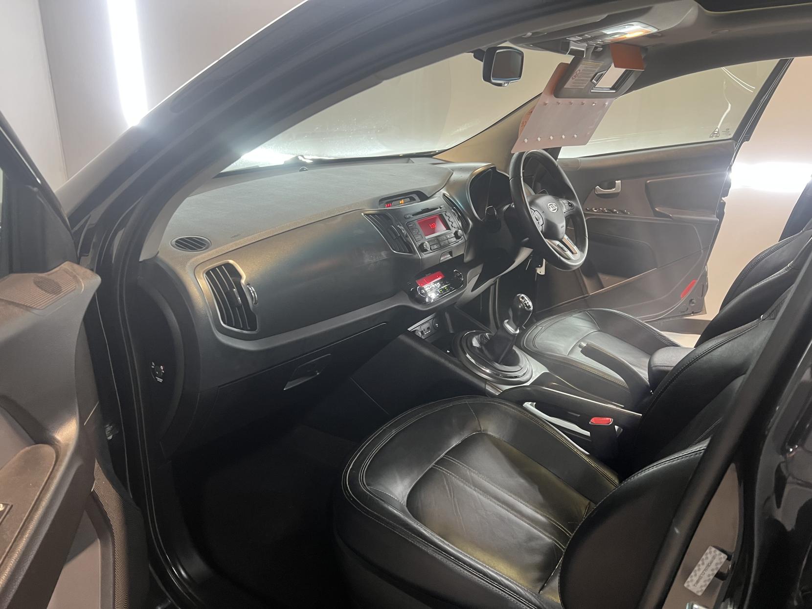 Kia Sportage 1.7 CRDi EcoDynamics 3 SUV 5dr Diesel Manual 2WD Euro 5 (s/s) (114 bhp)