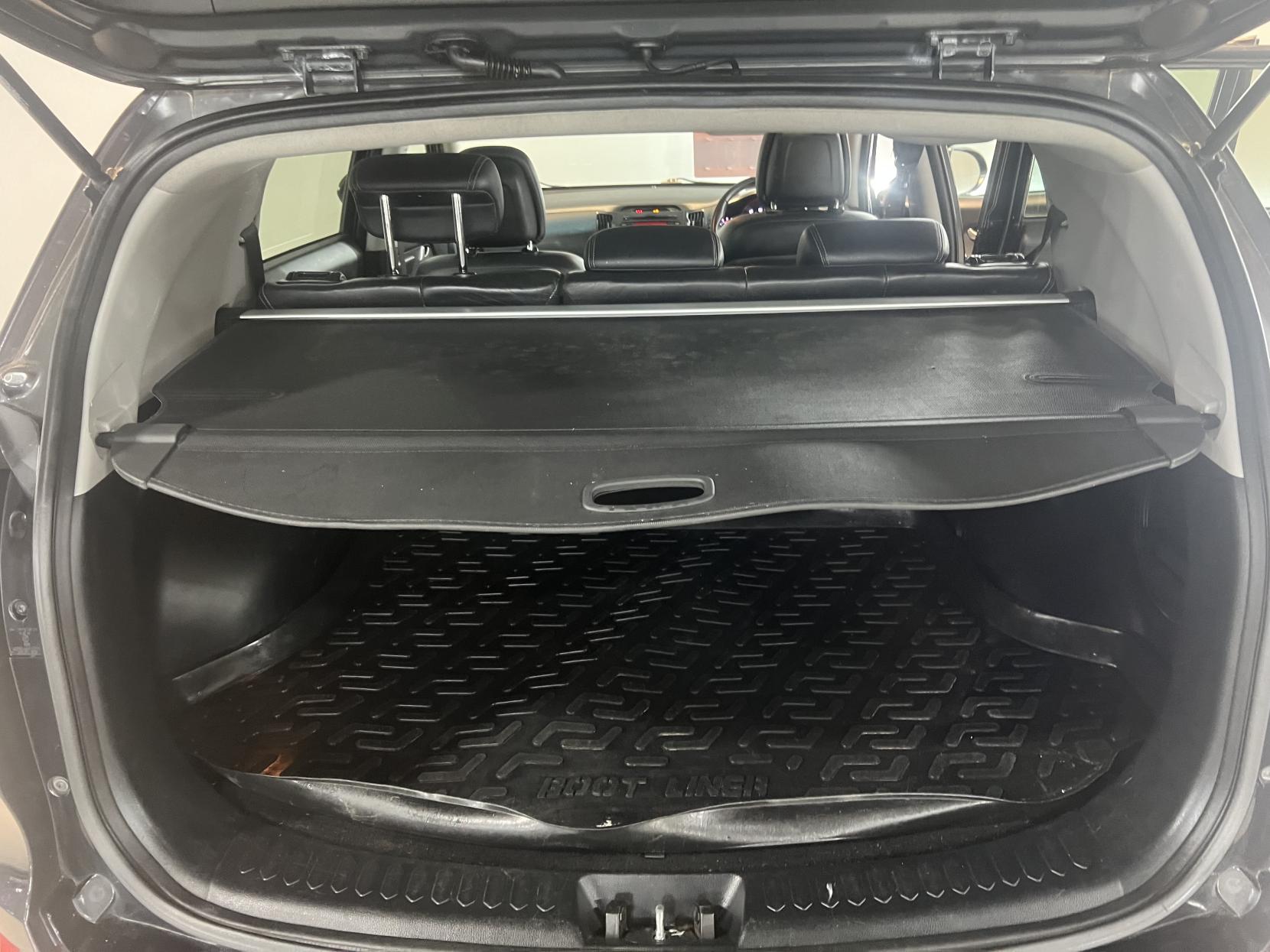 Kia Sportage 1.7 CRDi EcoDynamics 3 SUV 5dr Diesel Manual 2WD Euro 5 (s/s) (114 bhp)