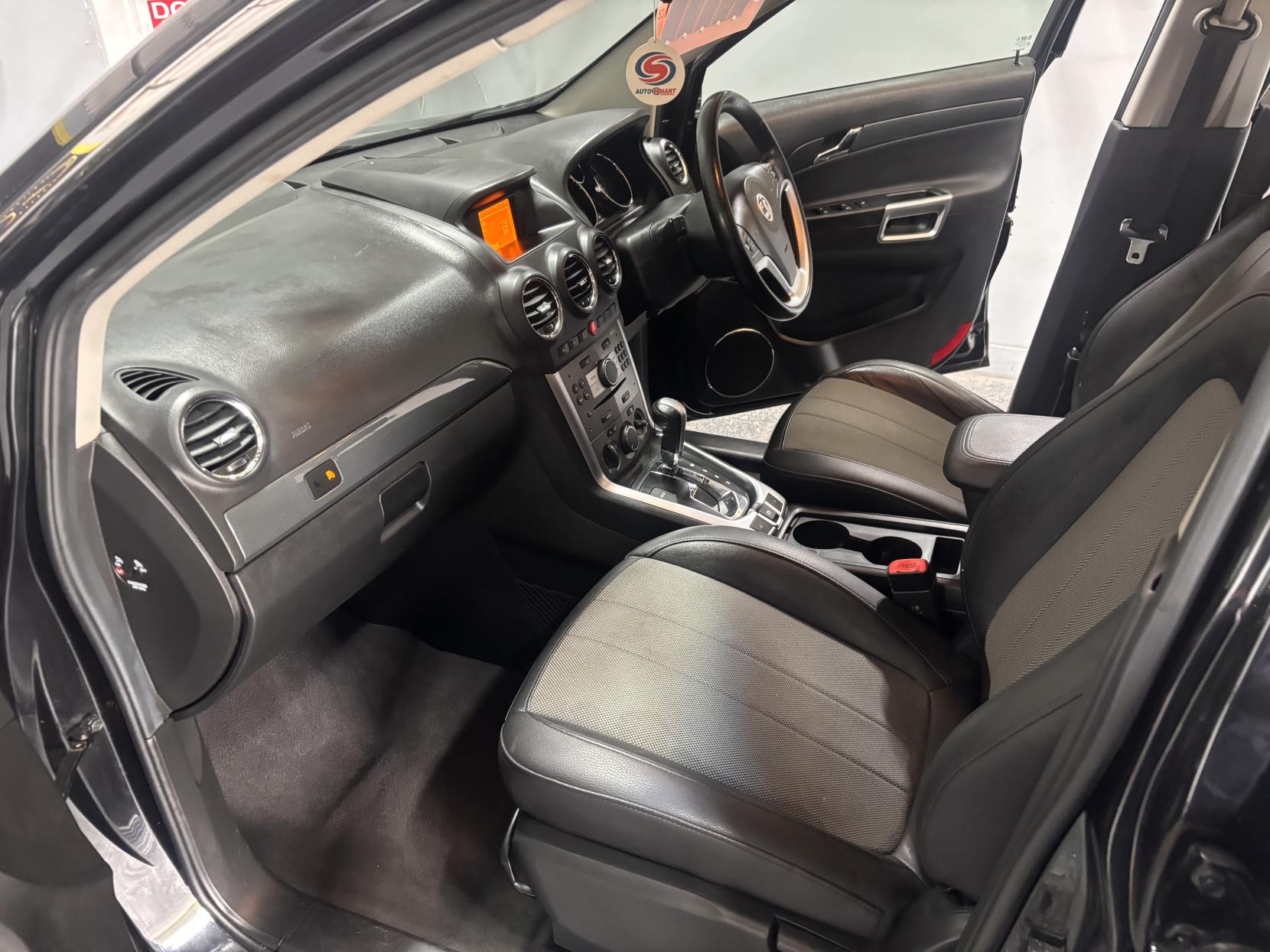 Vauxhall Antara 2.2 CDTi Exclusiv SUV 5dr Diesel Auto 4WD Euro 5 (163 ps)