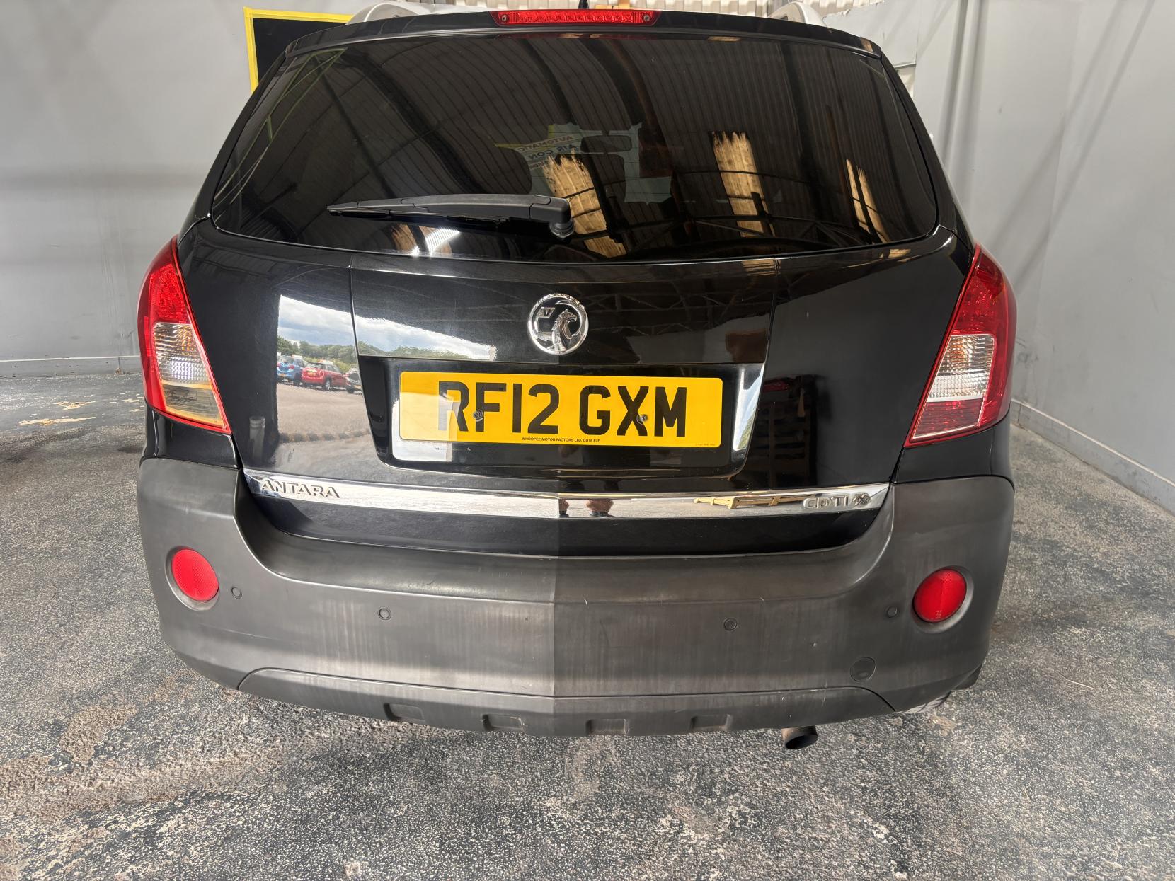 Vauxhall Antara 2.2 CDTi Exclusiv SUV 5dr Diesel Auto 4WD Euro 5 (163 ps)