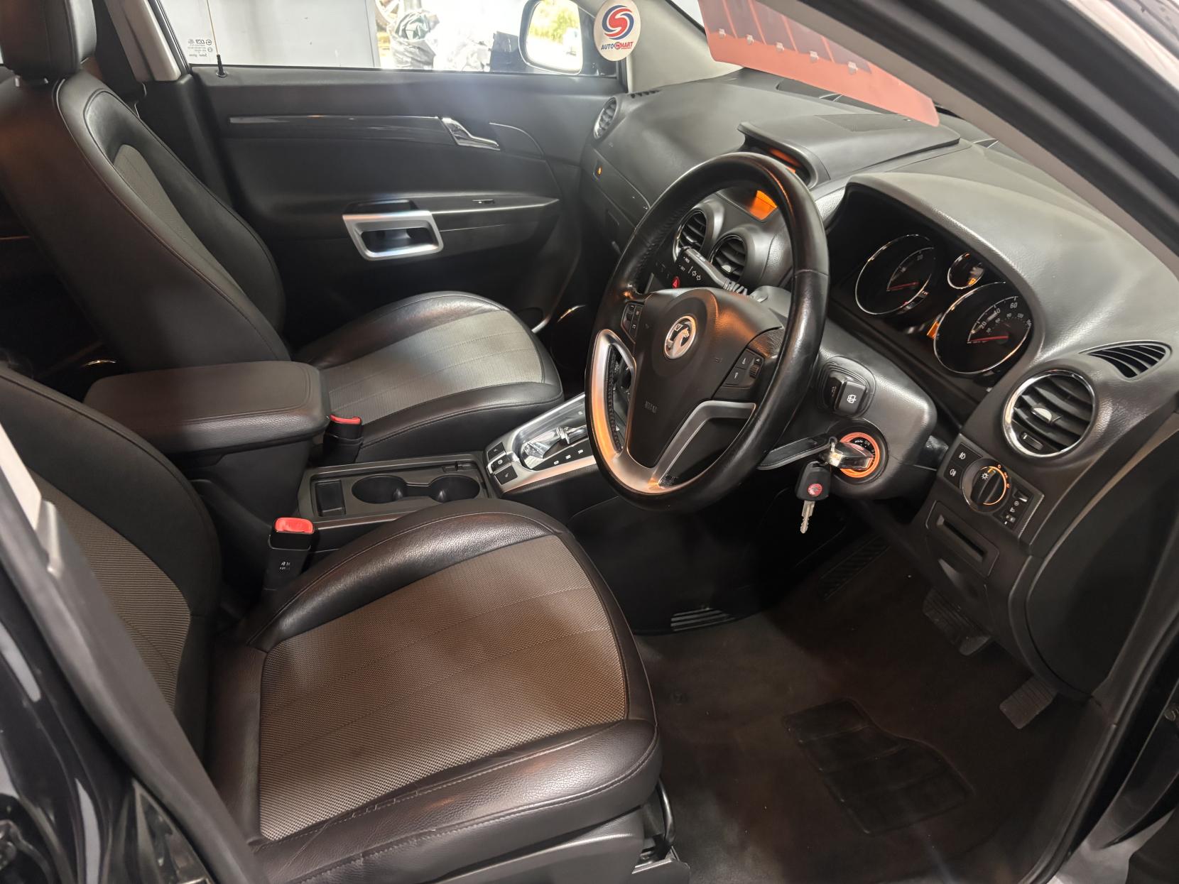 Vauxhall Antara 2.2 CDTi Exclusiv SUV 5dr Diesel Auto 4WD Euro 5 (163 ps)