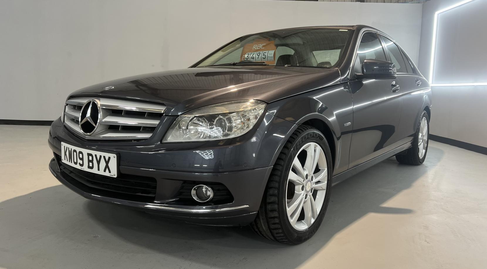 Mercedes-Benz C Class 1.6 C180K BlueEfficiency Sport Saloon 4dr Petrol Auto Euro 4 (156 ps)